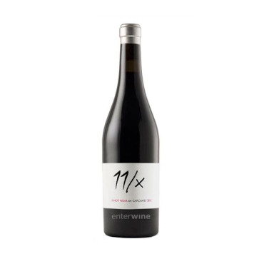 vino 8/X Pinot Noir de Capçanes 2013